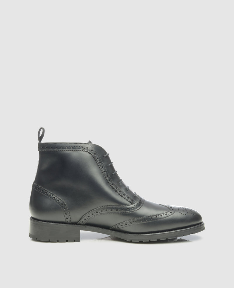 No. 677 - Schwarz