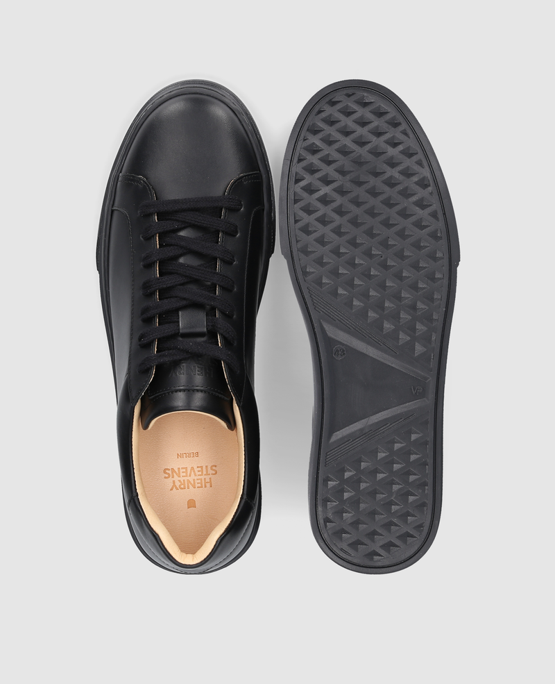 Travis S1 - Schwarz